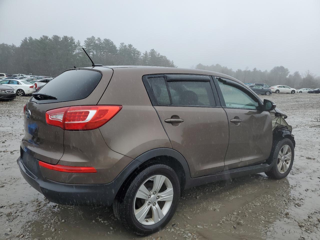 Изображение 3 2013 KIA SPORTAGE BASE 2013 с VIN KNDPB3A29D7455906