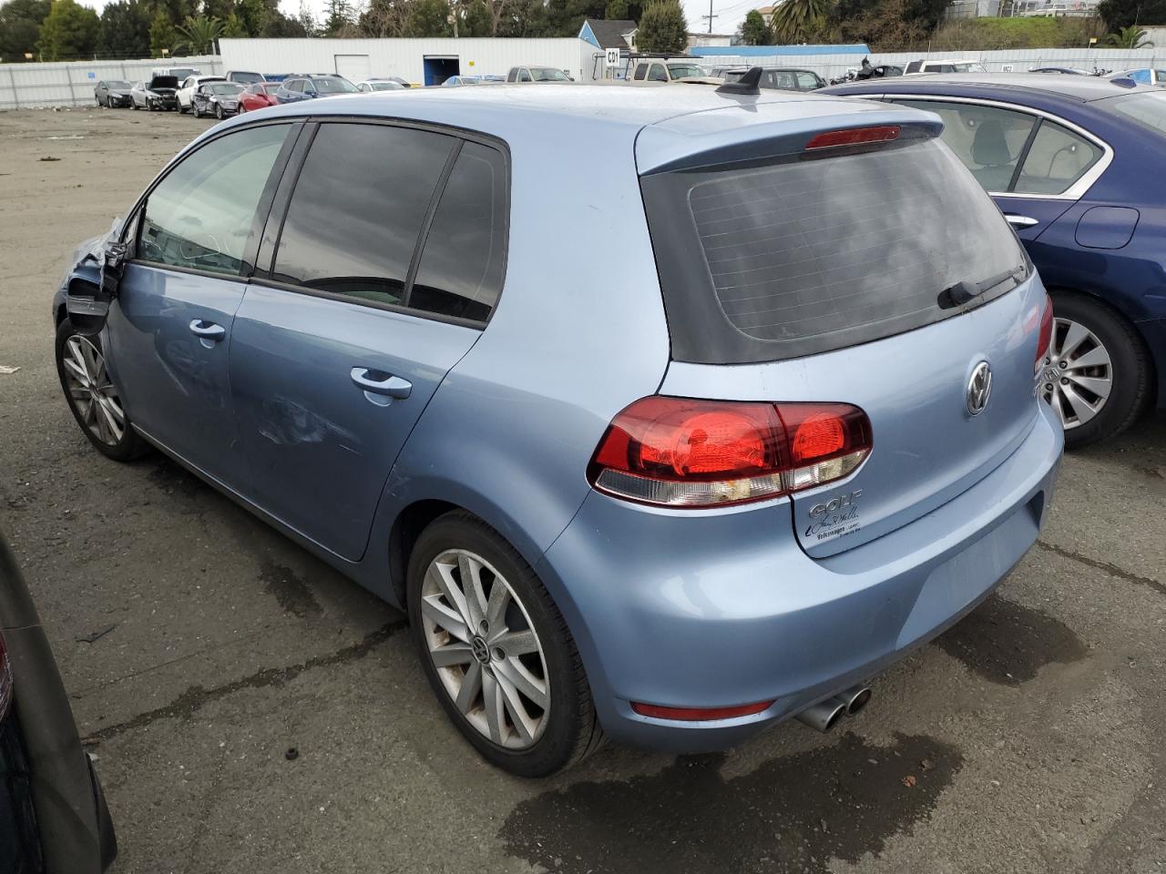 Image 2 of 2011 VOLKSWAGEN GOLF  2011 with VIN WVWDM7AJ7BW243889