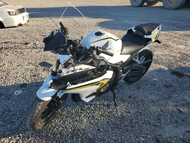 Obraz 2 z 2021 HONDA CBR500 RA 2021 z VIN MLHPC6253M5200846