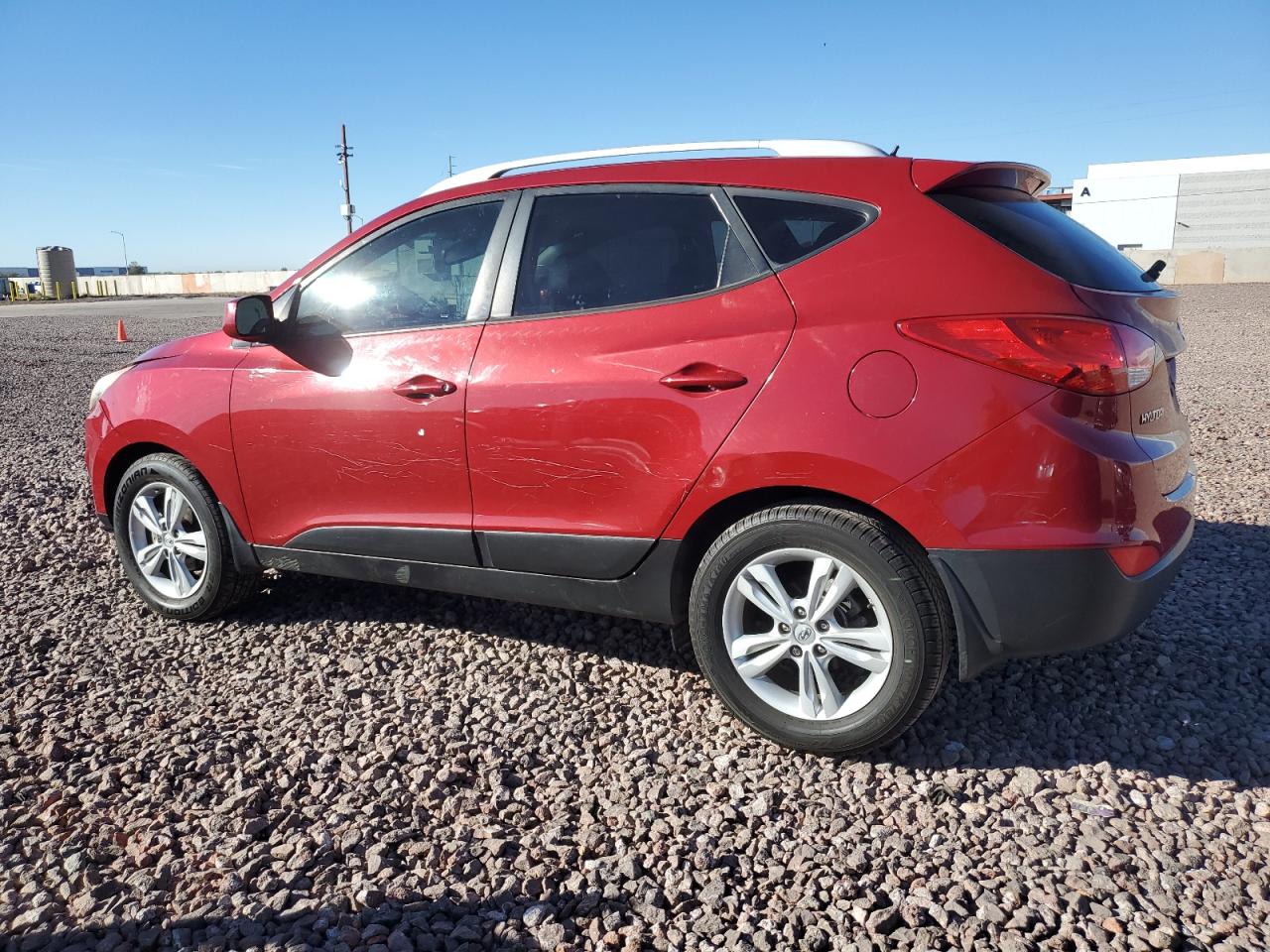Image 2 of 2010 HYUNDAI TUCSON GLS 2010 with VIN KM8JU3AC3AU111151
