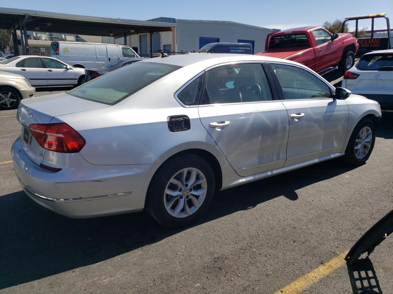 Image 3 of 2016 VOLKSWAGEN PASSAT S 2016 with VIN 1VWAT7A31GC043992