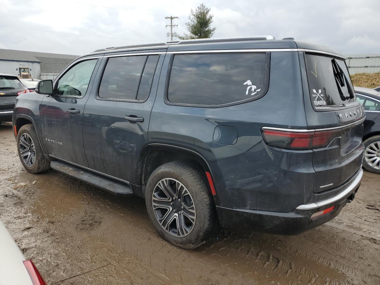 Изображение 2 2023 JEEP WAGONEER SERIES I 2023 с VIN 1C4SJVAT3PS543255