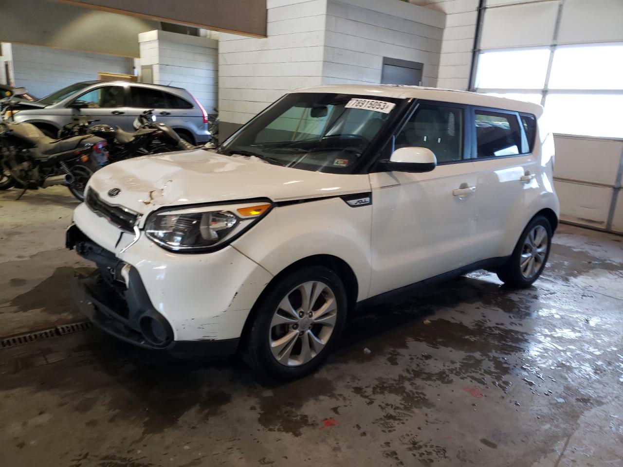 Image 1 of 2015 KIA SOUL + 2015 with VIN KNDJP3A5XF7166361