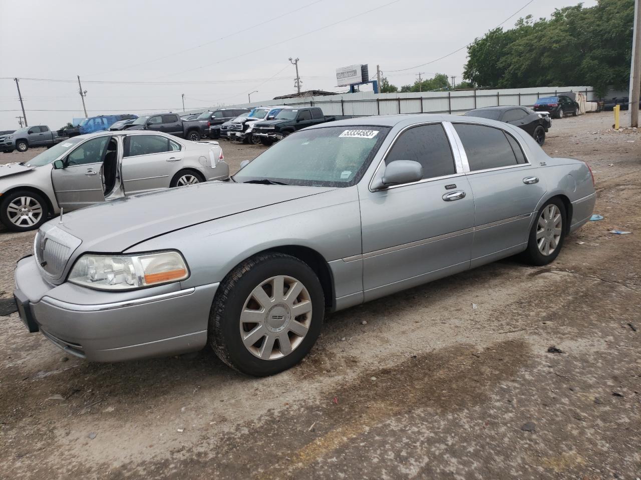Изображение 2006 LINCOLN TOWN CAR SIGNATURE LIMITED 2006