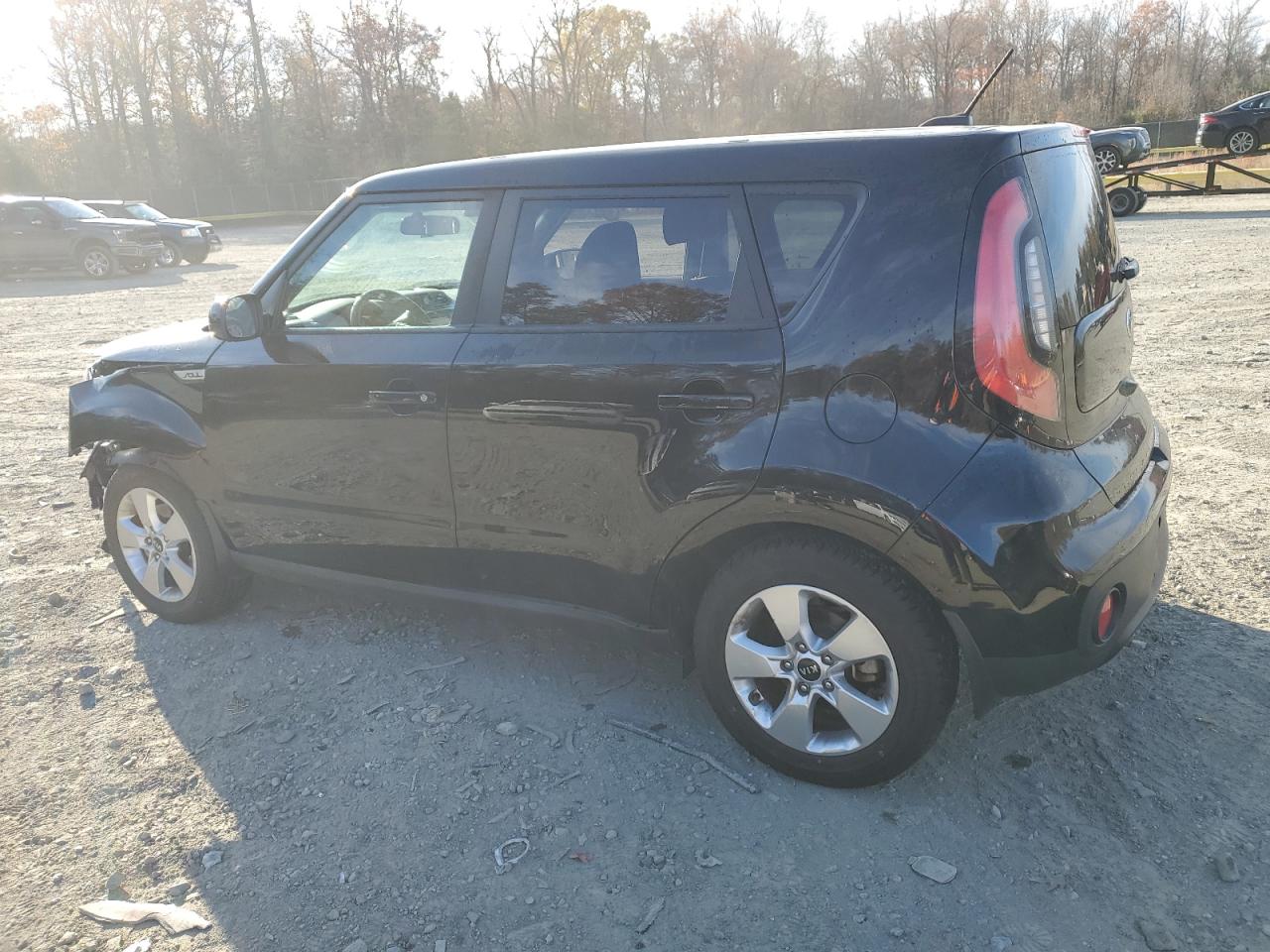 Obraz 2 z 2019 KIA SOUL  2019 z VIN KNDJN2A21K7921588