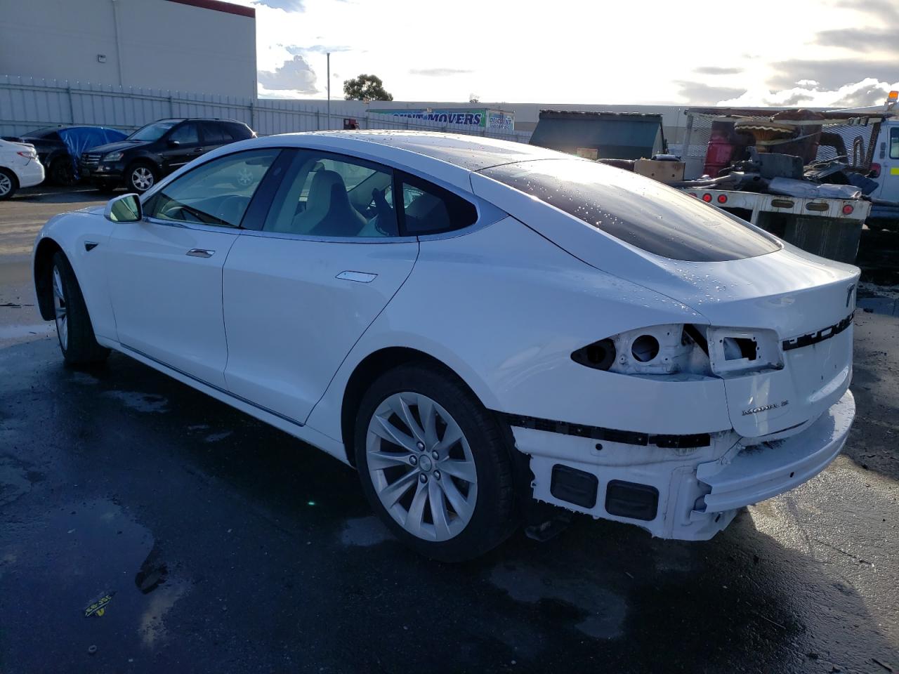 Obraz 2 z 2018 TESLA MODEL S  2018 z VIN 5YJSA1E23JF276276