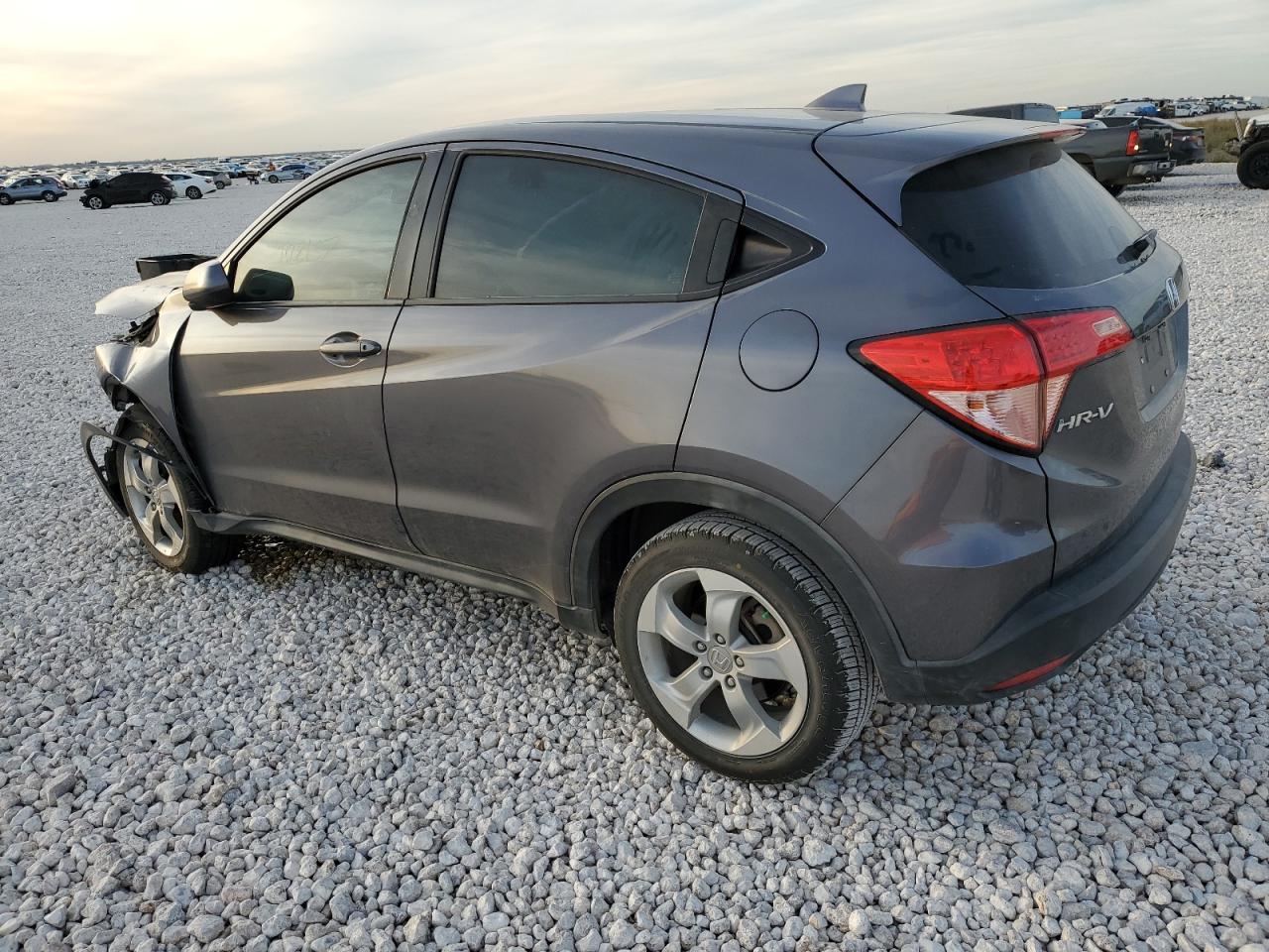 Obraz 2 z 2016 HONDA HR-V LX 2016 z VIN 3CZRU5H31GM717581