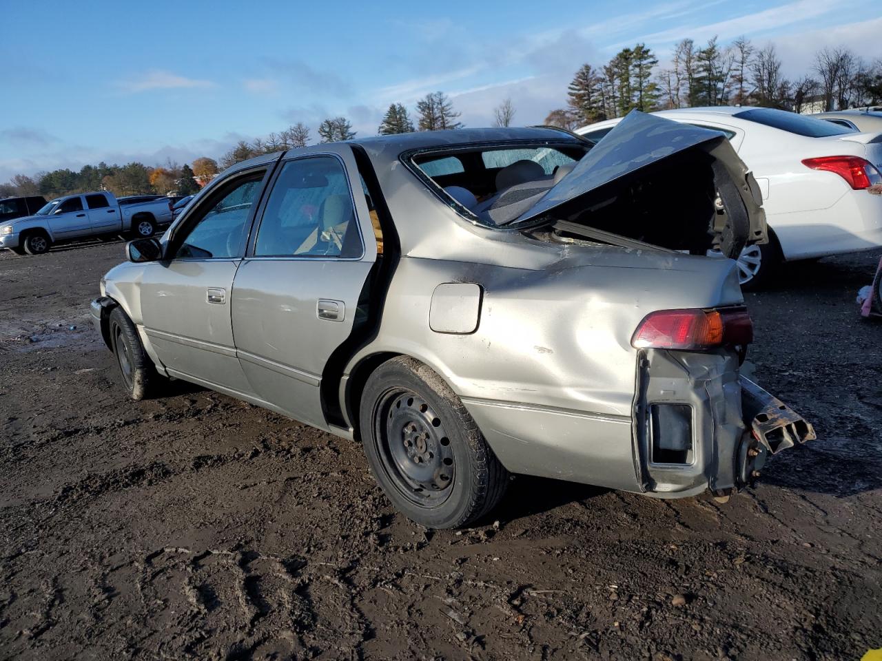 Изображение 2 1998 TOYOTA CAMRY CE 1998 с VIN JT2BF22K6W0136555