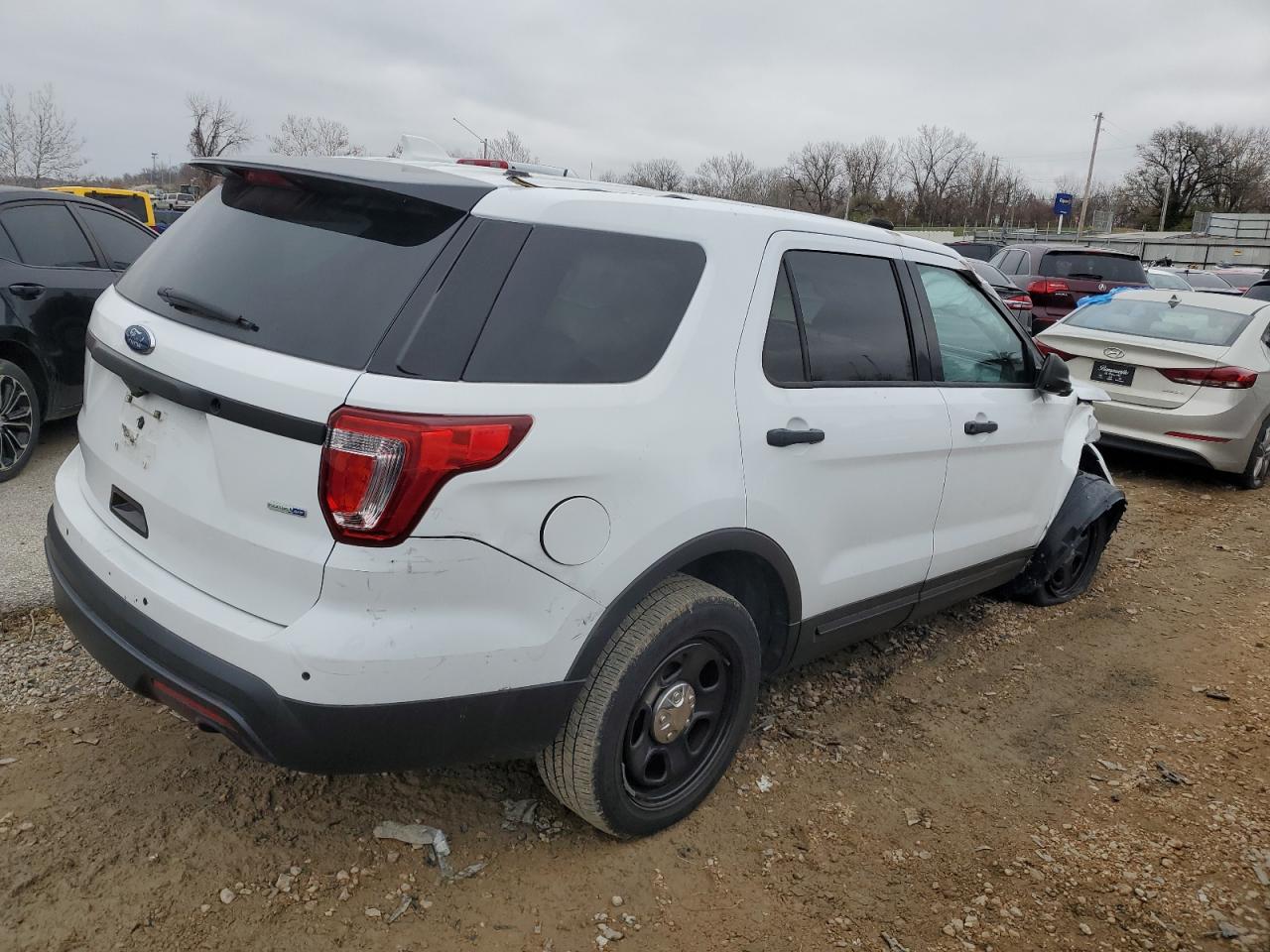 Image 3 of 2017 FORD EXPLORER POLICE INTERCEPTOR 2017 with VIN 1FM5K8ARXHGC63221