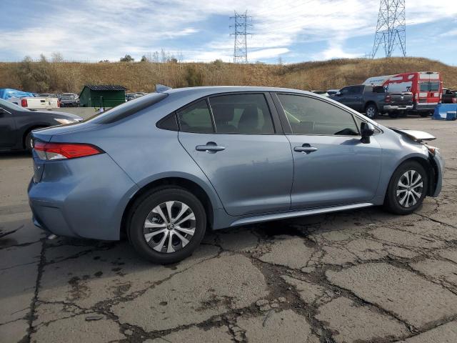 Obraz 3 z 2022 TOYOTA COROLLA LE 2022 z VIN JTDEAMDE6NJ046112