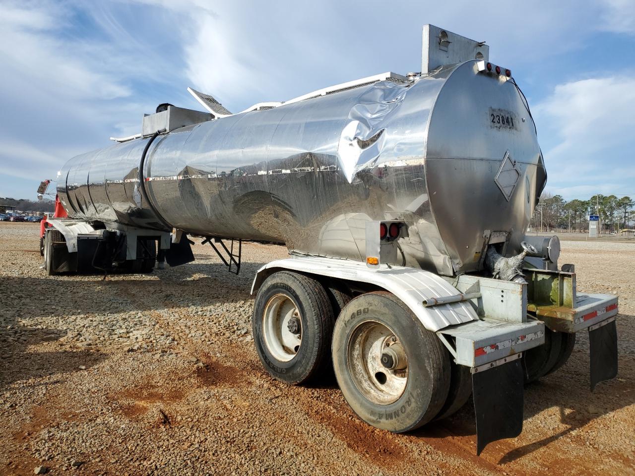 Изображение 3 1984 FRUEHAUF TANKER 1984 с VIN 1H4T04224EL009004