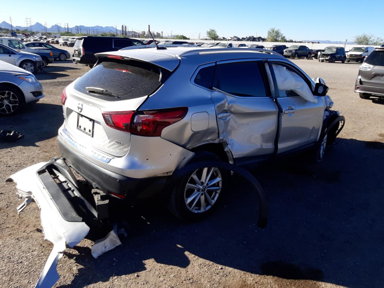 Изображение 3 2019 NISSAN ROGUE SPORT S 2019 с VIN JN1BJ1CP6KW242766