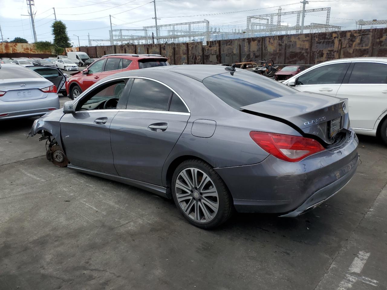 Image 2 of 2017 MERCEDES-BENZ CLA 250 2017 with VIN WDDSJ4EB3HN455517