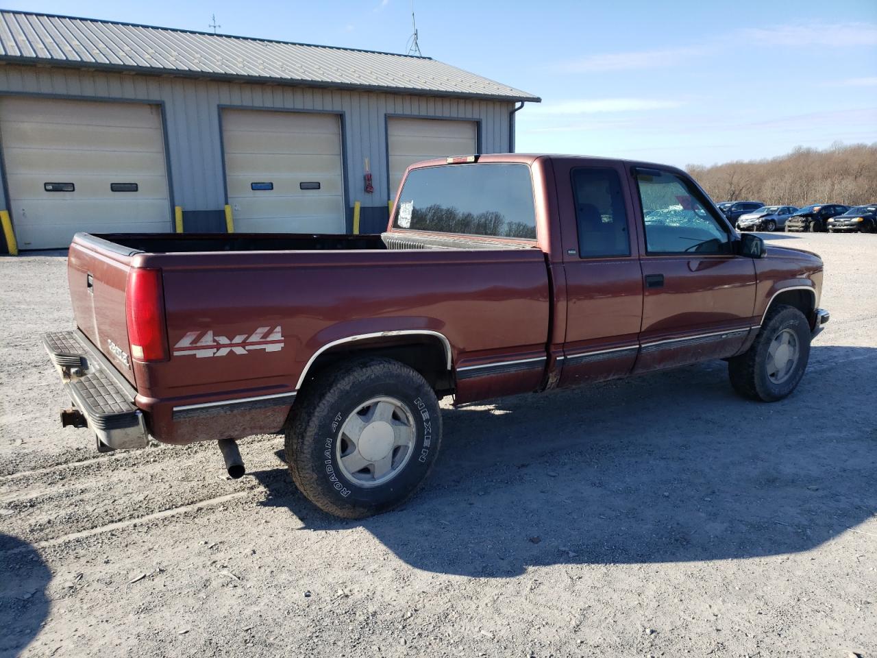 Image 3 of 1998 CHEVROLET GMT-400 K1500 1998 with VIN 2GCEK19R6W1273397