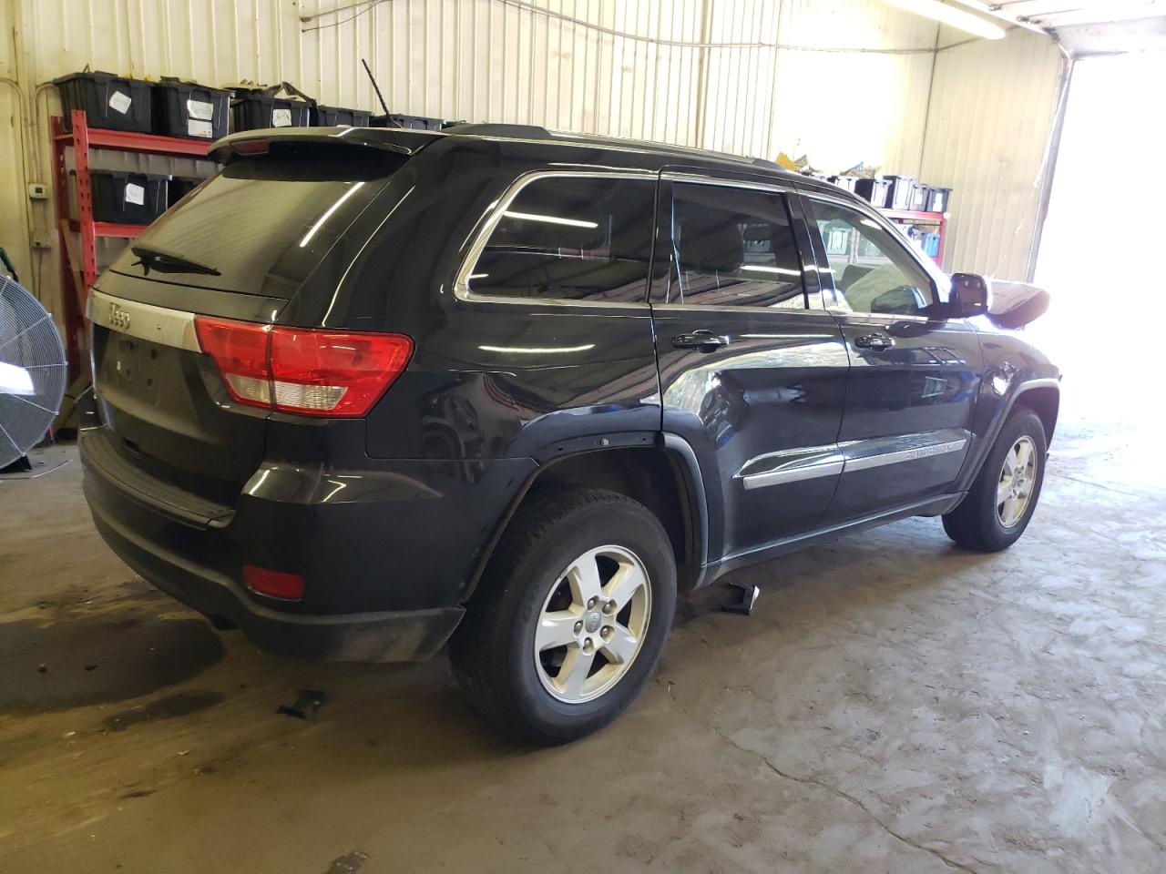 Изображение 3 2012 JEEP GRAND CHEROKEE LAREDO 2012 с VIN 1C4RJFAG1CC344684
