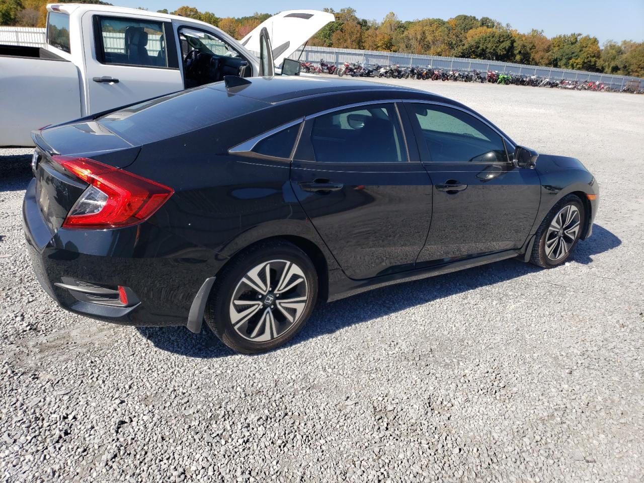 Obraz 3 z 2016 HONDA CIVIC EX 2016 z VIN 19XFC1F36GE015015