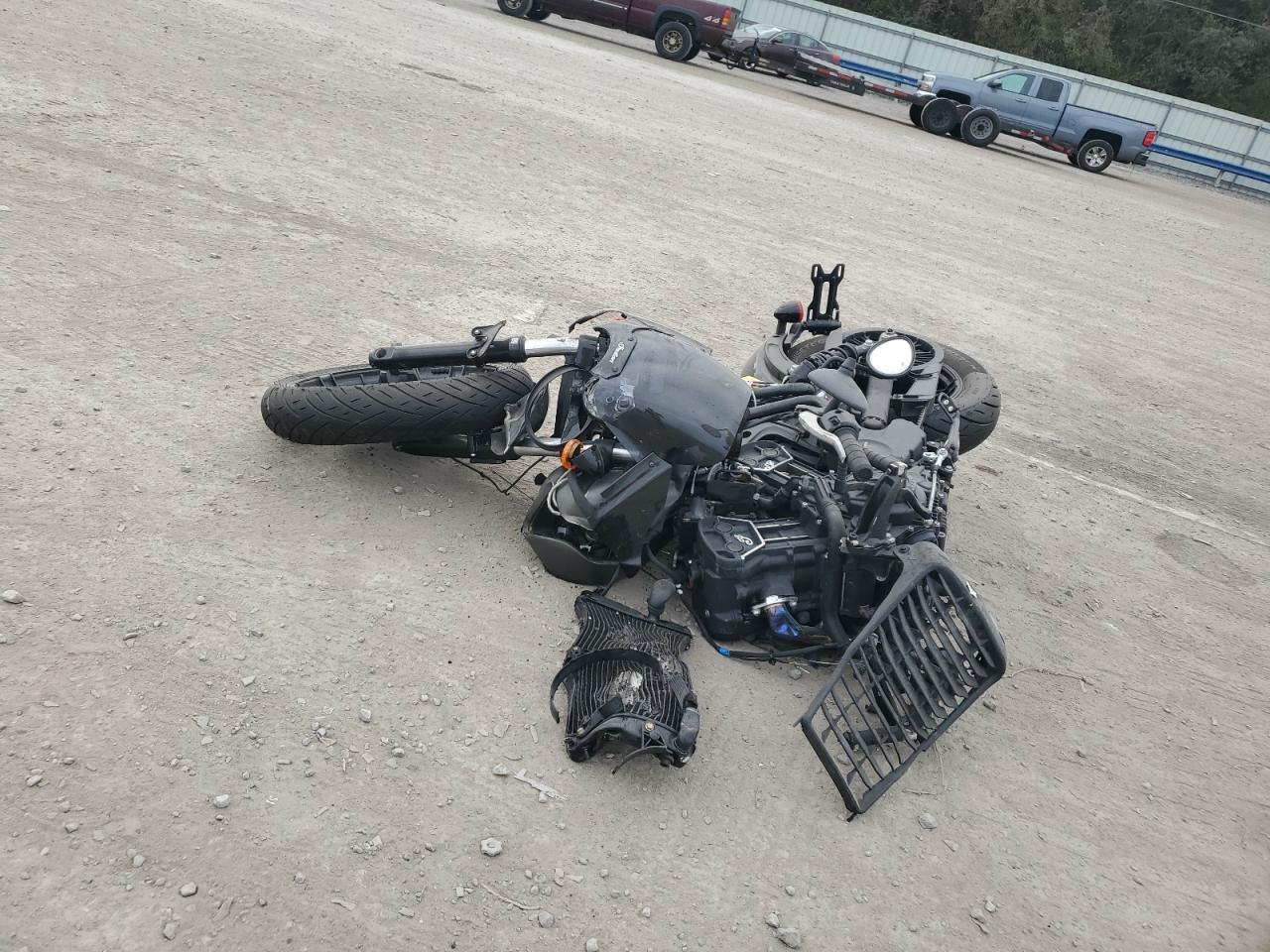 Image 2 of 2022 INDIAN MOTORCYCLE CO. SCOUT ROGUE SIXTY ABS 2022 with VIN 56KMTC114N3186532