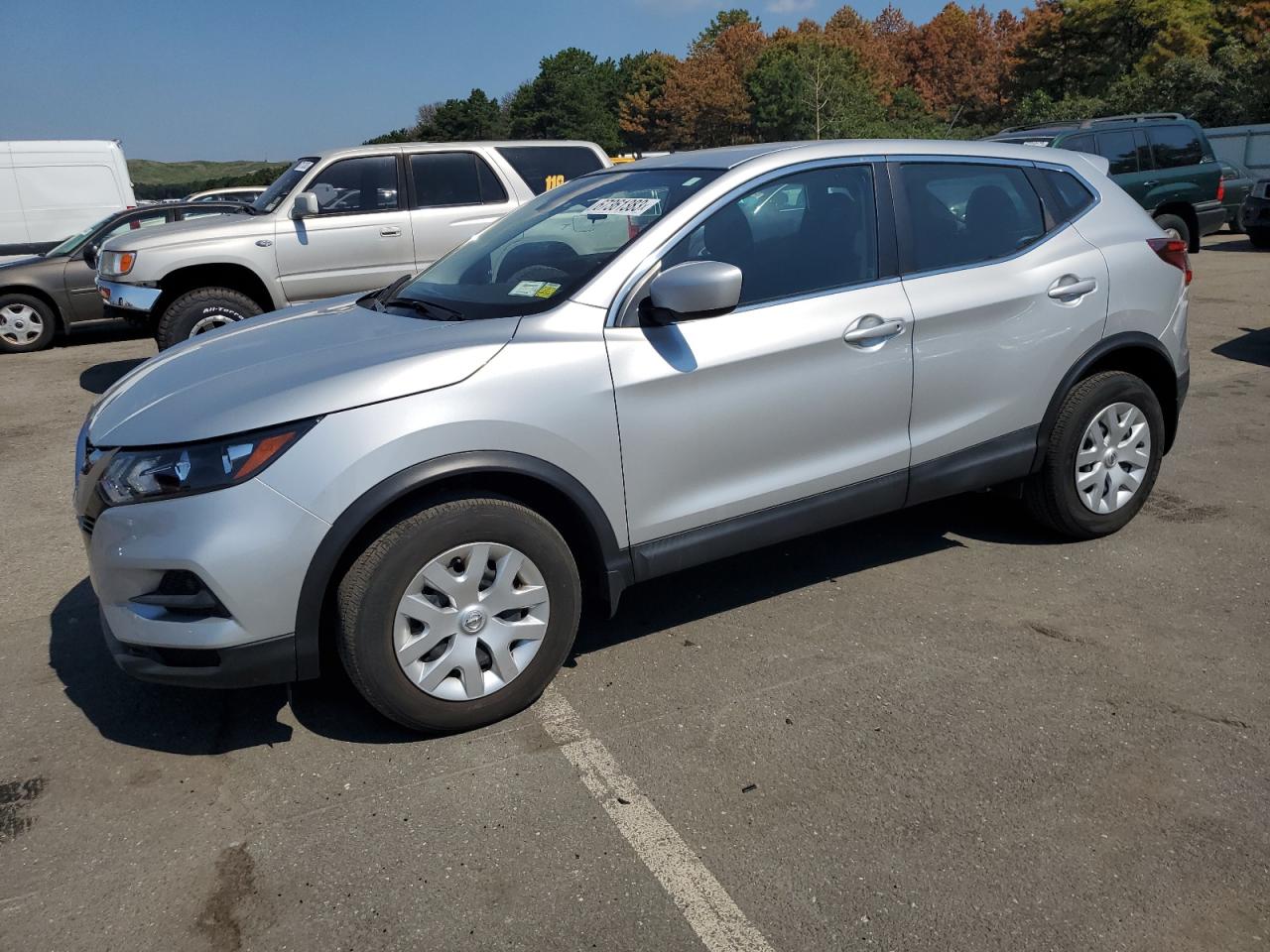 Image 1 of Nissan Rogue Sport S 2020 with VIN JN1BJ1CW9LW644628