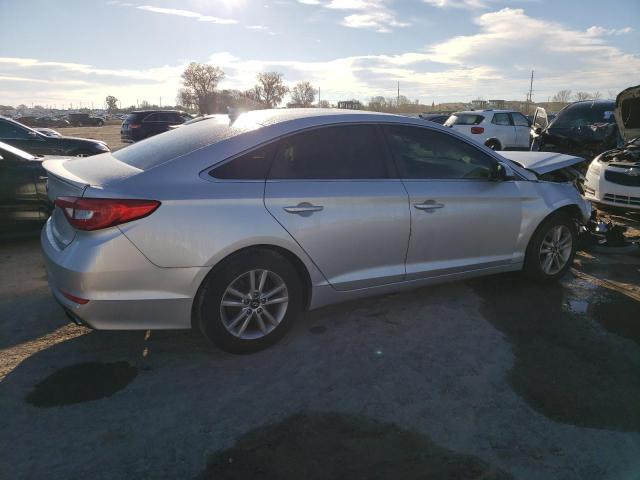Obraz 3 z 2016 HYUNDAI SONATA SE 2016 z VIN 5NPE24AFXGH315329