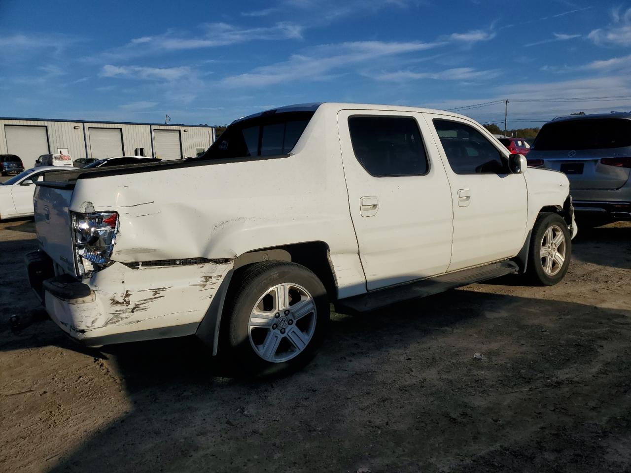 Image 3 of 2011 HONDA RIDGELINE RTL 2011 with VIN 5FPYK1F56BB010291