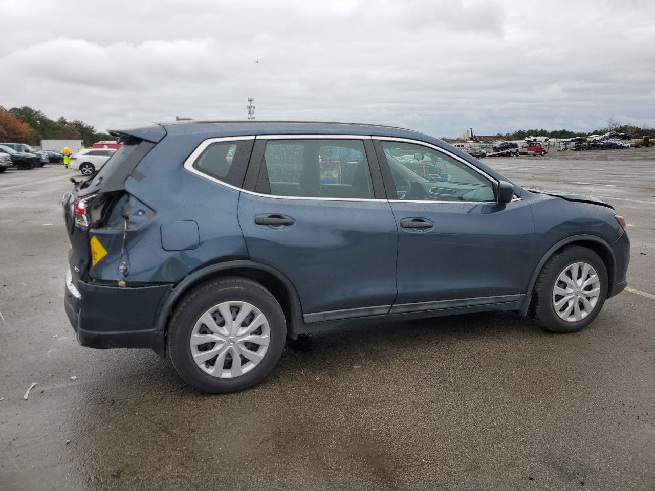 Изображение 3 2016 NISSAN ROGUE S 2016 с VIN 5N1AT2MV5GC876595