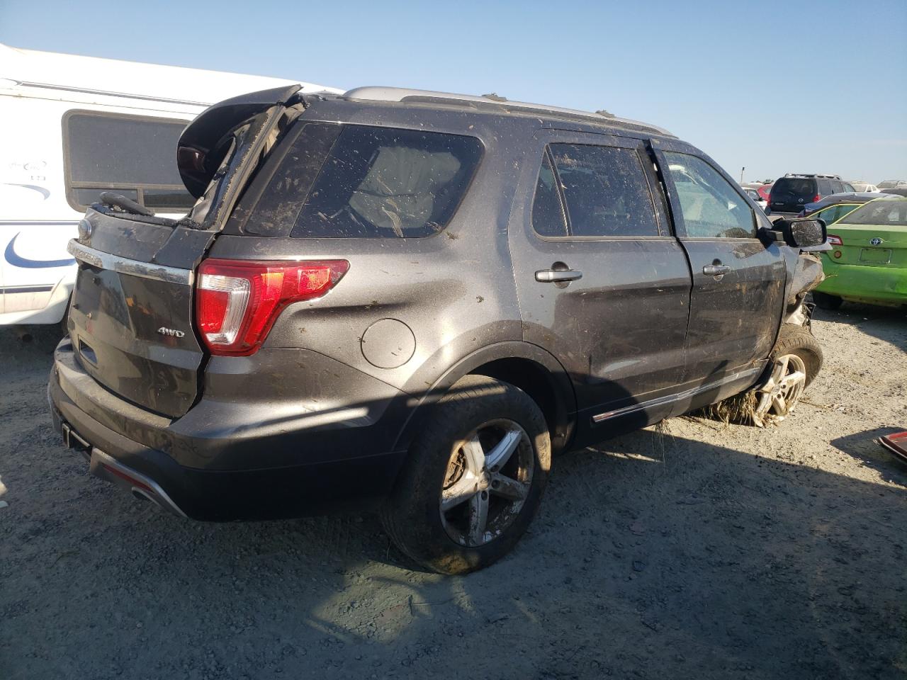 Image 3 of 2017 FORD EXPLORER XLT 2017 with VIN 1FM5K8D88HGC55878