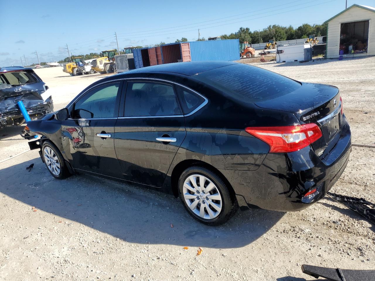 Изображение 2 2019 NISSAN SENTRA S 2019 с VIN 3N1AB7AP2KY327157