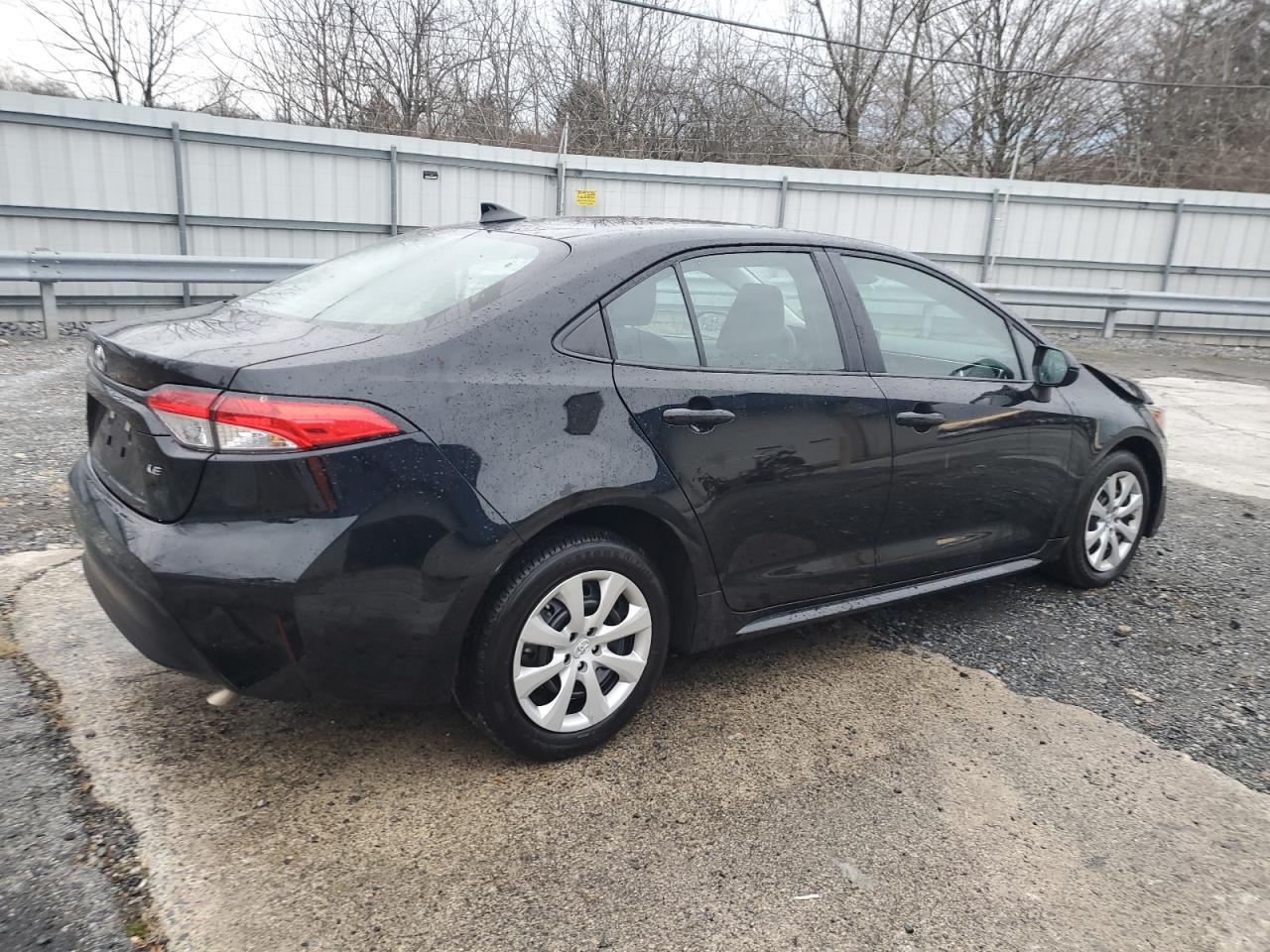 Image 3 of 2023 TOYOTA COROLLA LE 2023 with VIN 5YFB4MDE2PP022706