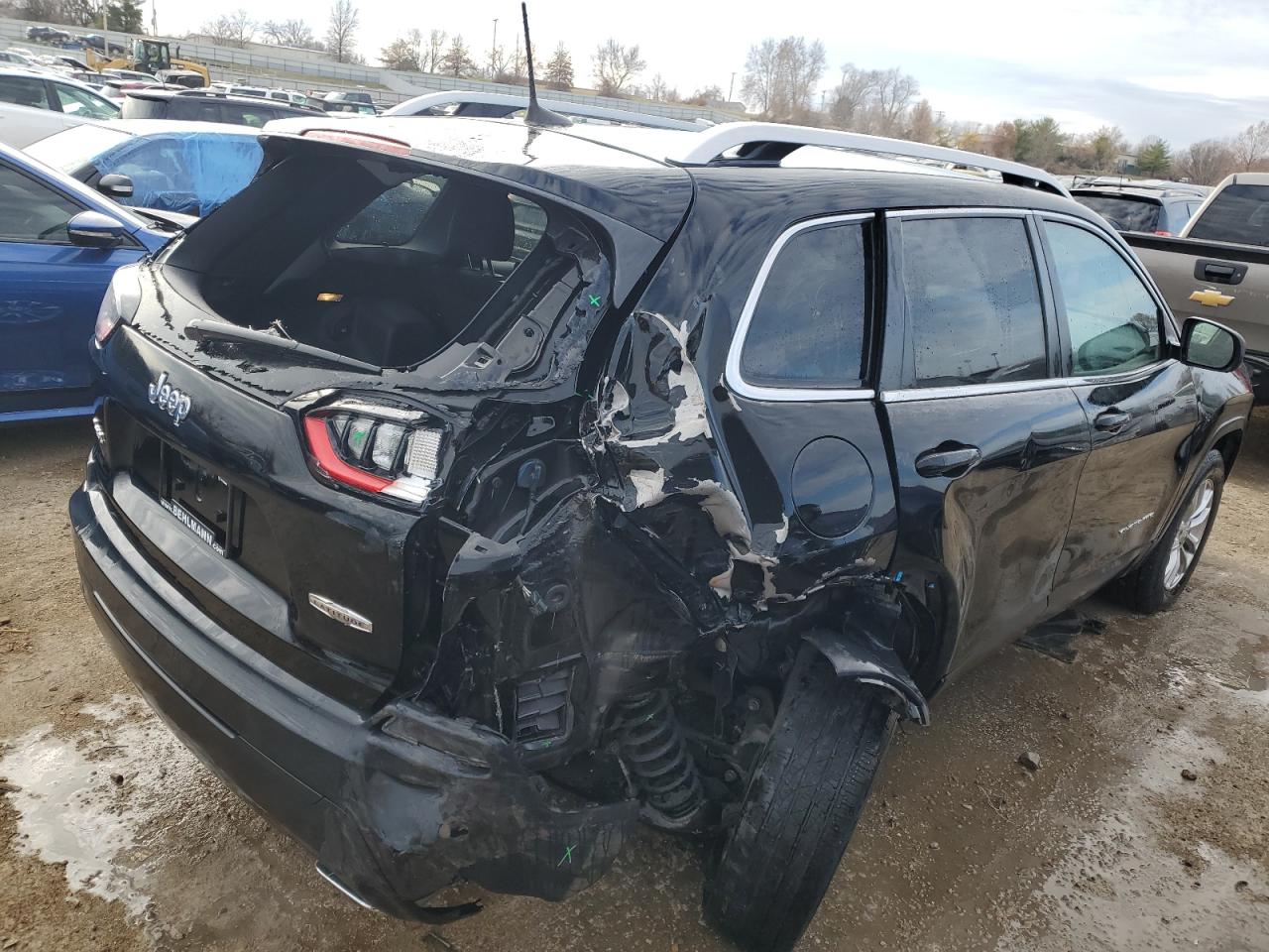 Изображение 3 2019 JEEP CHEROKEE LATITUDE 2019 с VIN 1C4PJMCX8KD288387