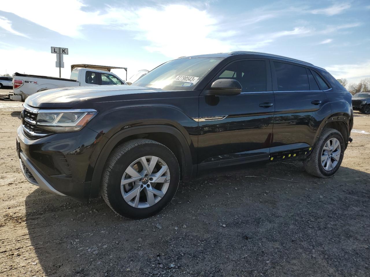 Изображение 1 2020 VOLKSWAGEN ATLAS CROSS SPORT S 2020 с VIN 1V2AC2CA7LC200578