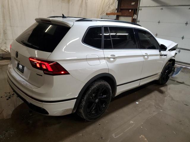 Obraz 3 z 2023 VOLKSWAGEN TIGUAN SE R-LINE BLACK 2023 z VIN 3VV8B7AXXPM010125