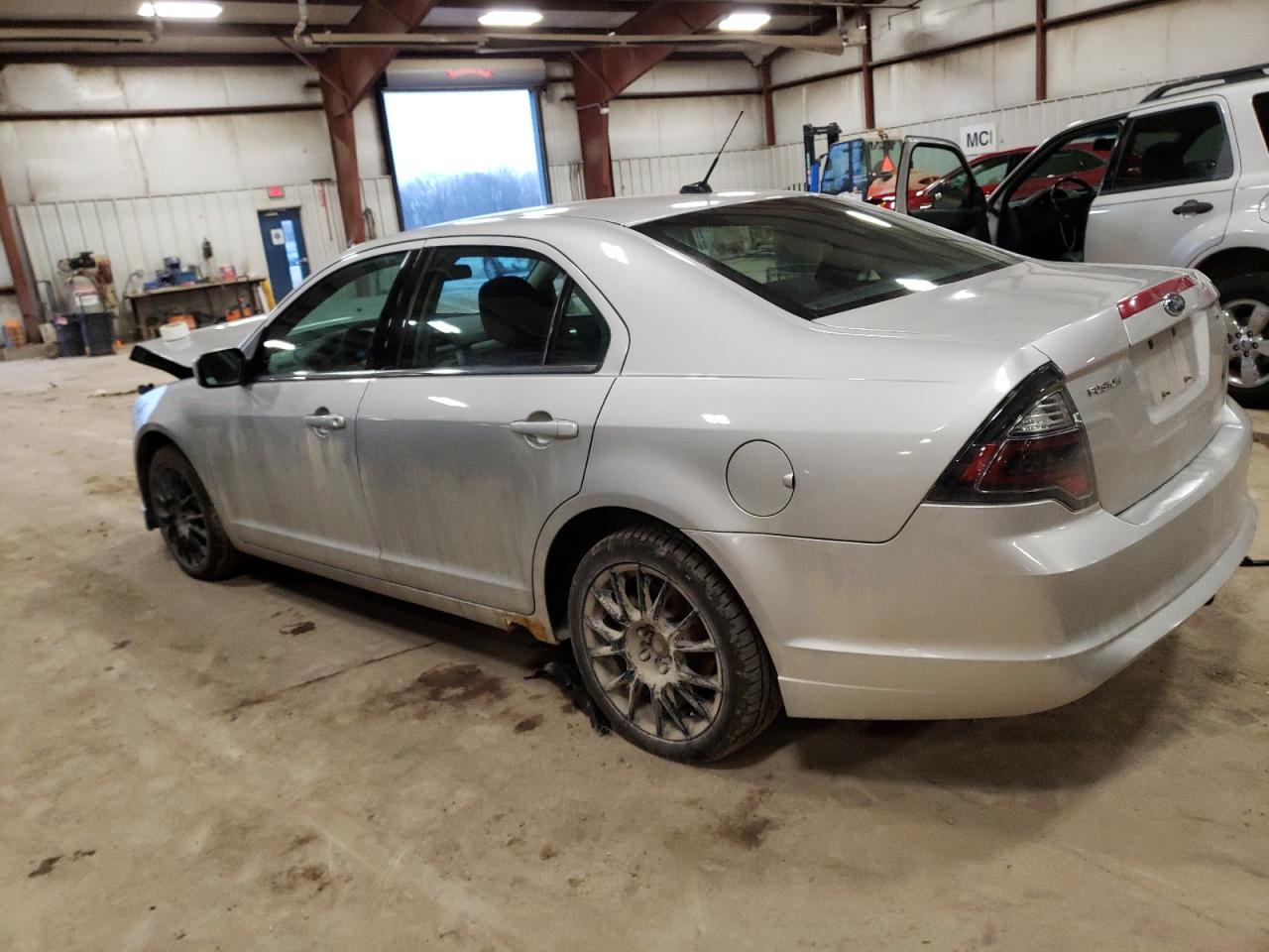 Изображение 2 2010 FORD FUSION SE 2010 с VIN 3FAHP0HA8AR276025