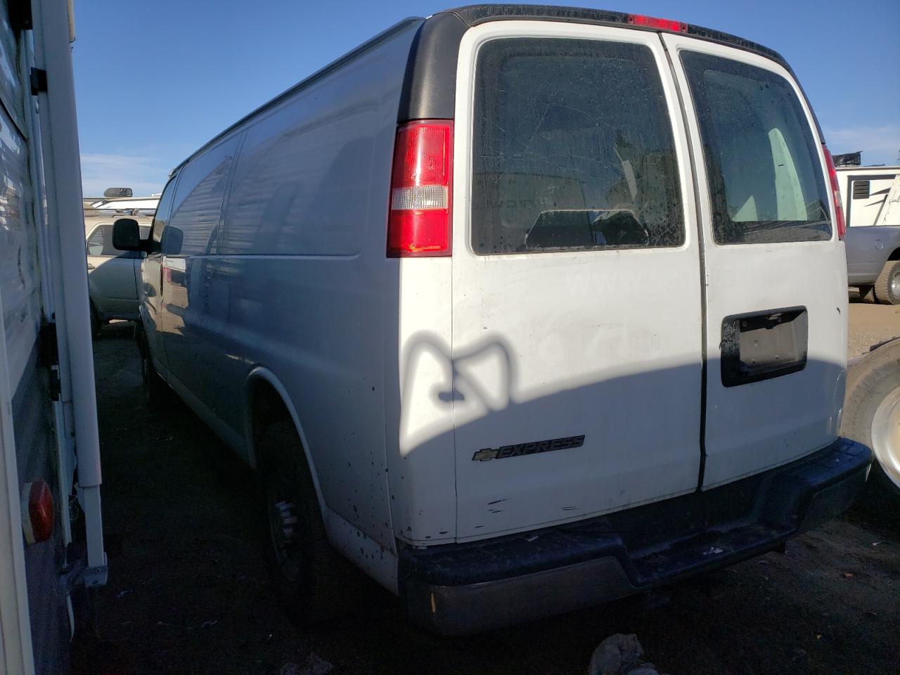 Image 2 of 2018 CHEVROLET EXPRESS G3500  2018 with VIN 1GCZGHFG1J1338251