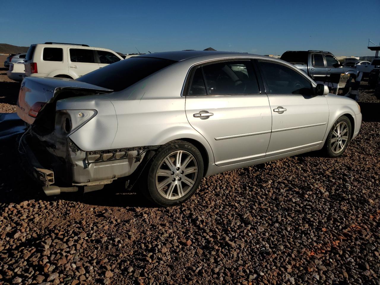 Obraz 3 z 2007 TOYOTA AVALON XL 2007 z VIN 4T1BK36B27U242896