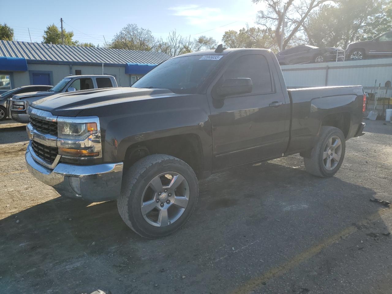 Image 1 of 2016 CHEVROLET SILVERADO K1500 LT 2016 with VIN 1GCNKREC1GZ362688