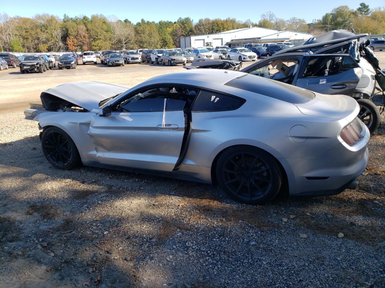 Image 2 of 2016 FORD MUSTANG  2016 with VIN 1FA6P8TH9G5268747