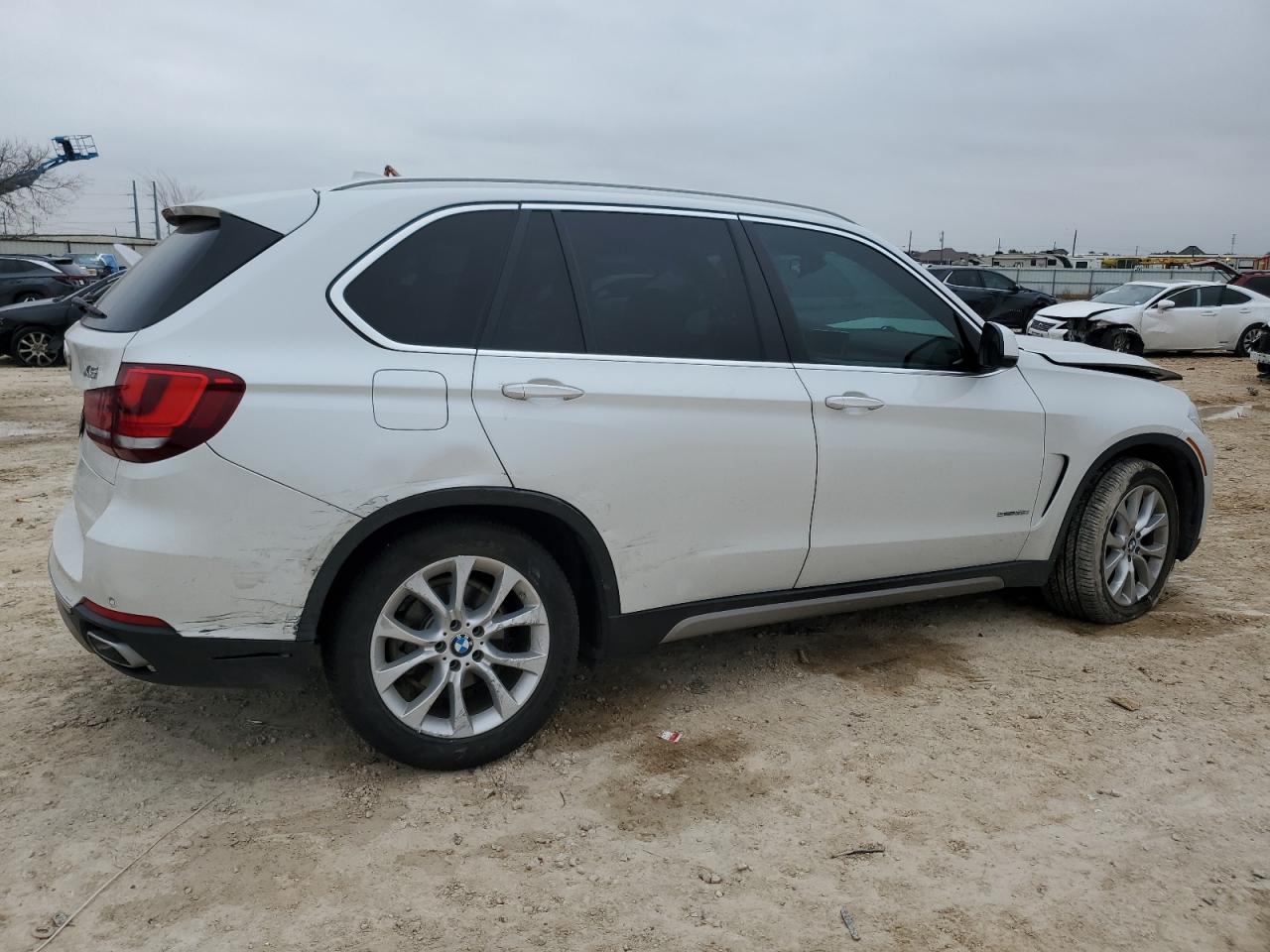 Изображение 3 2018 BMW X5 SDRIVE35I 2018 с VIN 5UXKR2C54J0Z20781