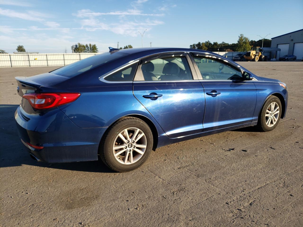 Image 3 of 2016 HYUNDAI SONATA SE 2016 with VIN 5NPE24AF9GH306007