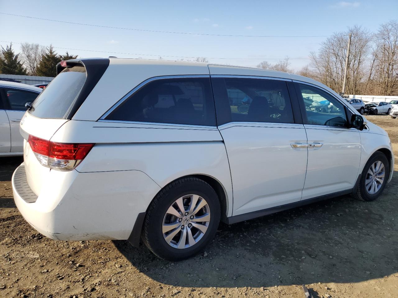 Image 3 of 2015 HONDA ODYSSEY EXL 2015 with VIN 5FNRL5H69FB095253