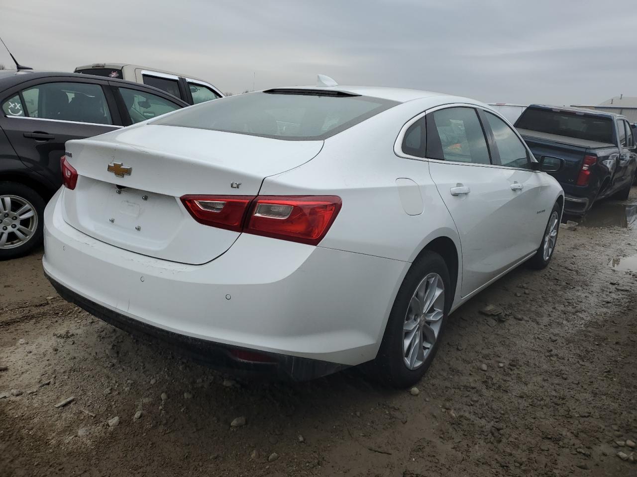 Image 3 of Chevrolet Malibu Lt 2023 with VIN 1G1ZD5ST4PF190238