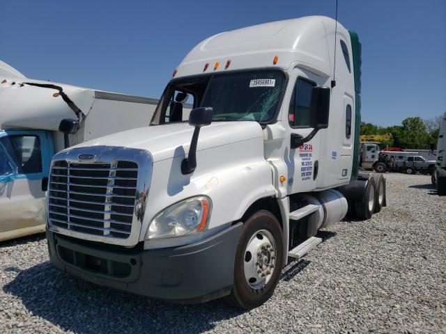Image 2 of 2013 FREIGHTLINER CASCADIA 125 2013 with VIN 1FUJGLBG2DLFB1653