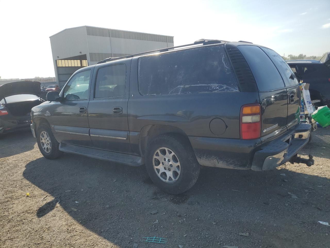 Obraz 2 z 2003 CHEVROLET SUBURBAN C1500 2003 z VIN 3GNEC16Z63G261620