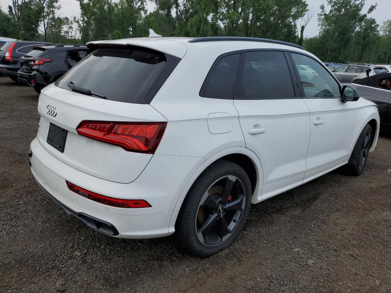 Изображение 3 2019 AUDI SQ5 PREMIUM PLUS 2019 с VIN WA1B4AFY2K2046608