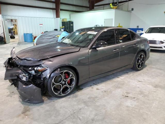 Изображение 2022 ALFA ROMEO GIULIA SUPER 2022
