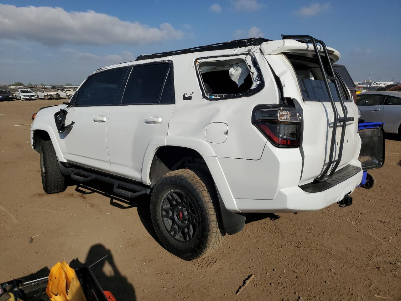 Изображение 2 2019 TOYOTA 4RUNNER SR5 2019 с VIN JTEBU5JR3K5637604