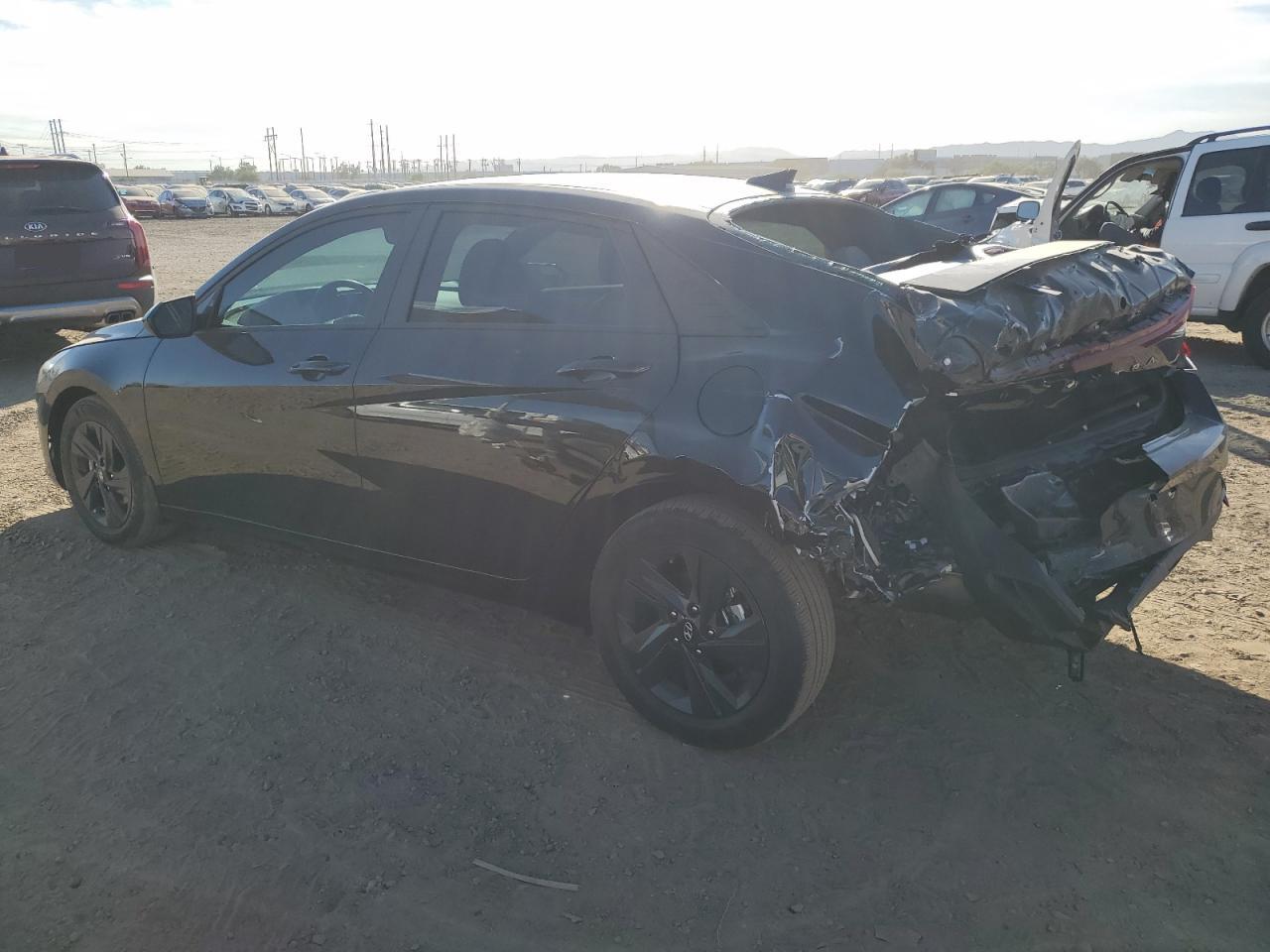 Изображение 2 2022 HYUNDAI ELANTRA SEL 2022 с VIN 5NPLS4AG5NH071120