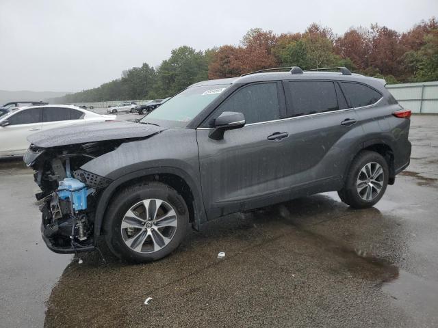 Obraz 2022 TOYOTA HIGHLANDER XLE 2022