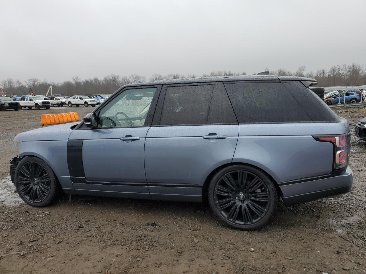 Obraz 2 z 2020 LAND ROVER RANGE ROVER P525 HSE 2020 z VIN SALGS2SE4LA577912