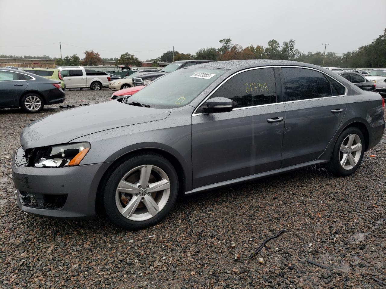 2013 VOLKSWAGEN PASSAT SE 2013 image