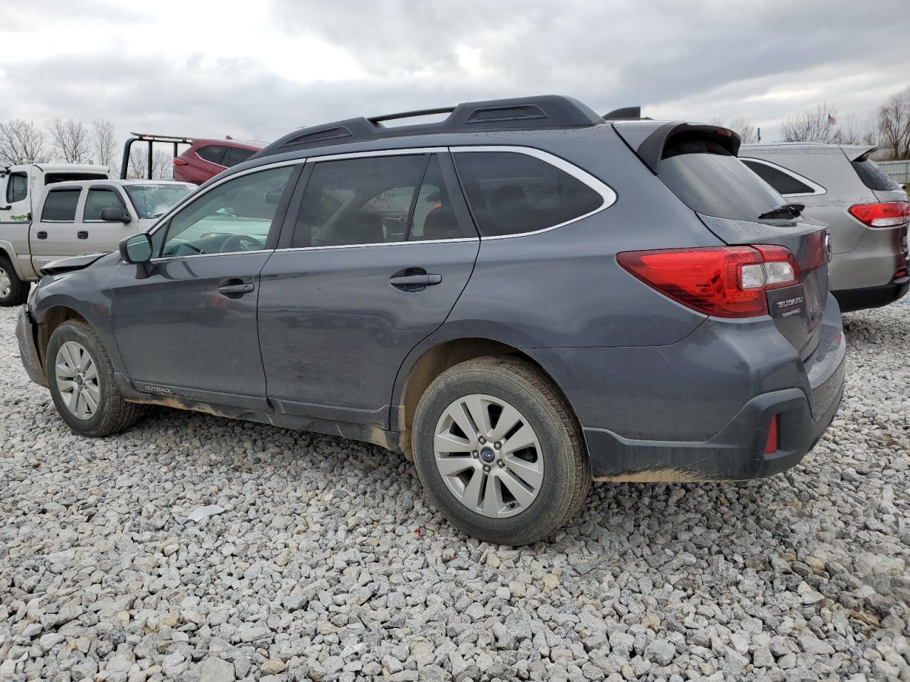 Obraz 2 z 2018 SUBARU OUTBACK 2.5I PREMIUM 2018 z VIN 4S4BSADC1J3260481